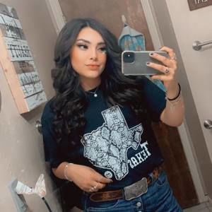 Meet your Posher, Skylar